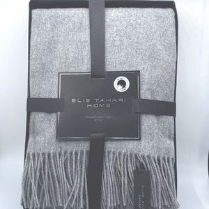 ELIE TAHARI Cashmere Throws